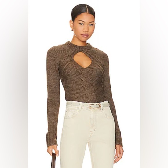 LOVERS AND FRIENDS Emory Keyhole Cable Pullover in Dark Taupe Brown size L - Picture 2 of 11